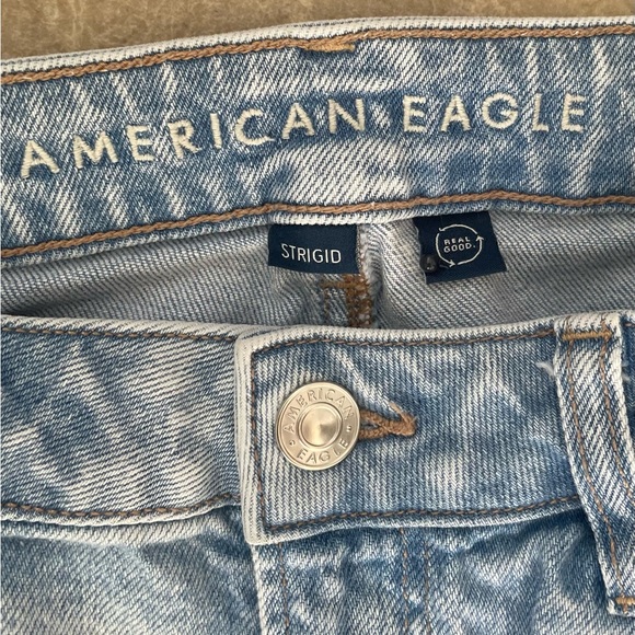 American Eagle Strigid Mom Jean - Picture 3 of 5